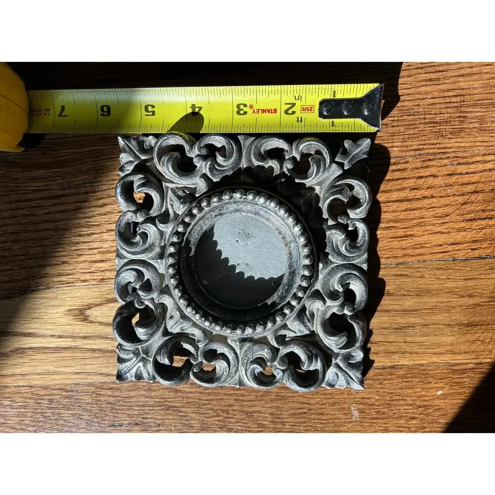 Vintage Silver Resin Picture Frame | Ornate Scroll Filigree Round Photo Frame